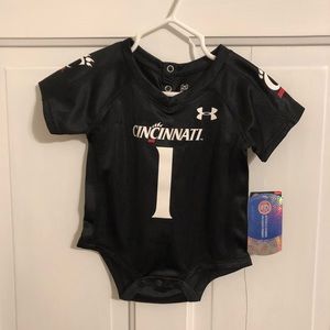 Infant/Toddler Cincinnati Bearcats Jersey Size 3/6